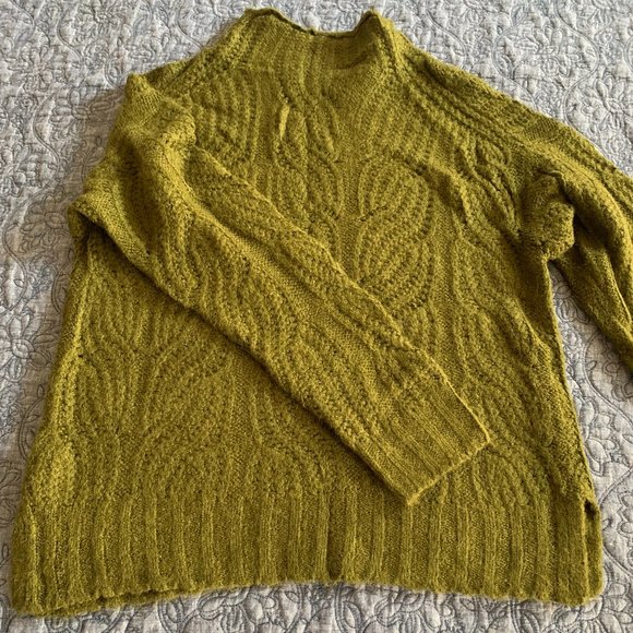 NWOT J. Crew Pointelle Cable Knit Sweater, sz Small, color Rich Olive. - Picture 1 of 7